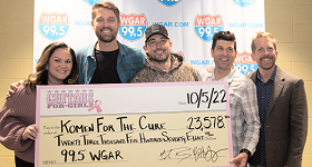 WGAR-FM/Cleveland: In front of a sold out crowd on October 5, Michael Ray and Brett Young played WGAR's 21st Annual Guitars for Girls show. Proceeds benefitted Susan G. Komen and Komen for the Cure. From ticket sales and a generous $5,000 donation from Metro Lexus, nearly $30,000 was raised to help find a cure for breast cancer. L-R: Carletta Blake (Mornings/WGAR), Brett Young, Michael Ray, Steve Wazz (Mornings/WGAR) and Keith Hotchkiss (Market President/iHeartMedia Cleveland) Photo Credit: Janet Macoska. 